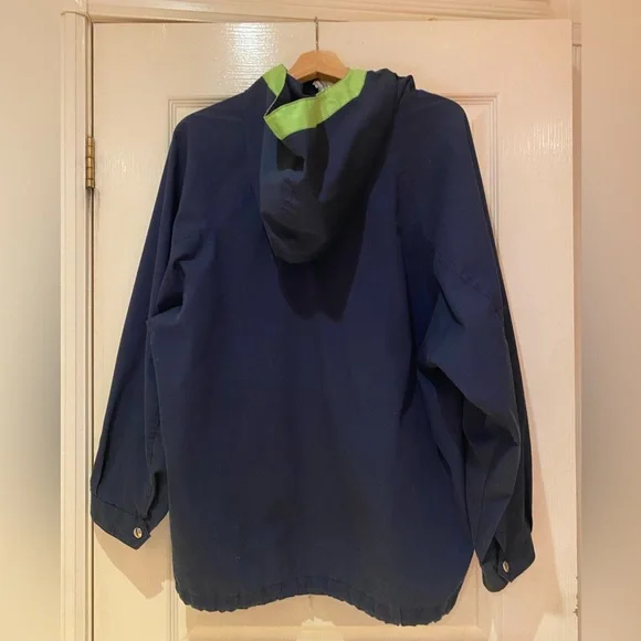 Navy K-way with fluorescent highlights - Picture 2 of 3